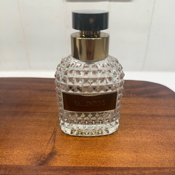 Empty Valentino perfume bottle - Picture 1 of 4